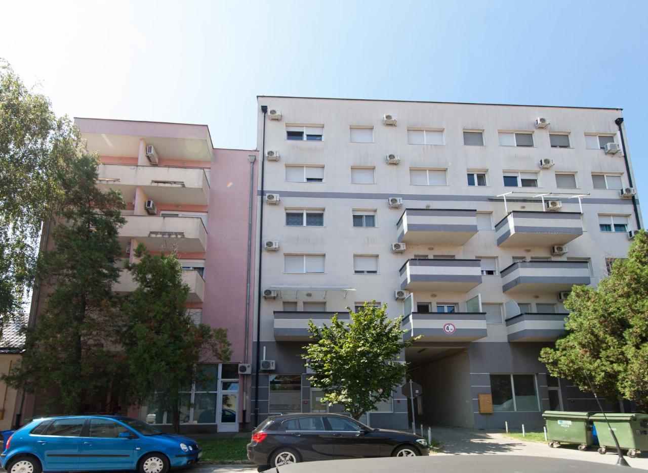 Apartman Aurelius - Private Parking Osijek Ngoại thất bức ảnh
